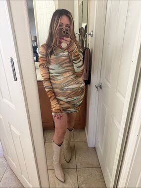 NWT AFRM Long Sleeve Mini Dress in Orange and Green Abstract Print